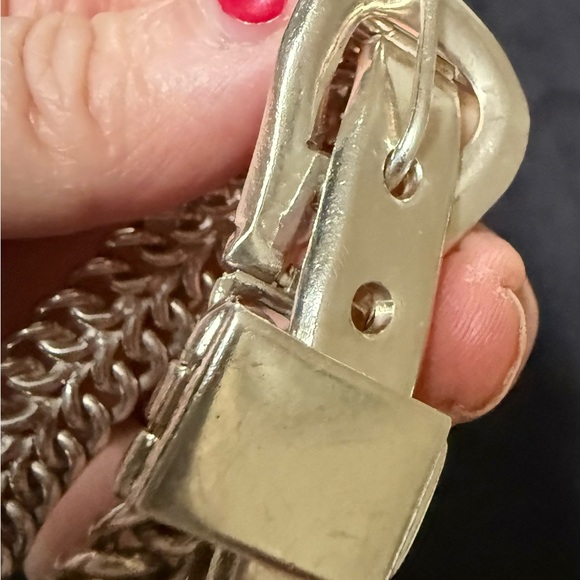 Uniquely Gorgeous 925 Sterling Silver Chain Buckle Bracelet - Picture 5 of 10